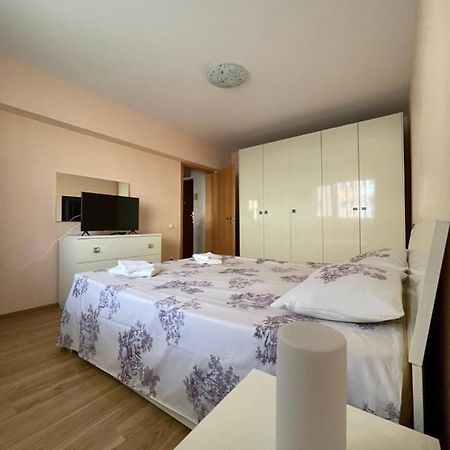 Апартаменты Cerna Apartament Брашов Экстерьер фото