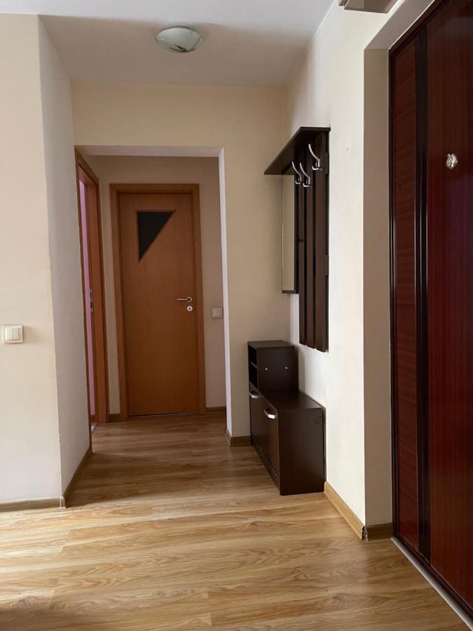 Апартаменты Cerna Apartament Брашов Экстерьер фото