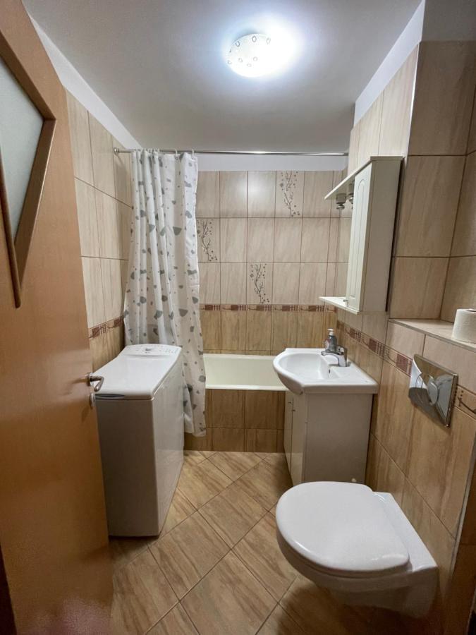 Апартаменты Cerna Apartament Брашов Экстерьер фото